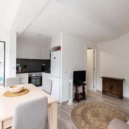 Apartment Beachfront Digital Nomad Haven