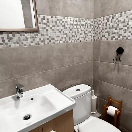 Beachfront Digital Nomad Haven Appartement Castell-Platja d'Aro